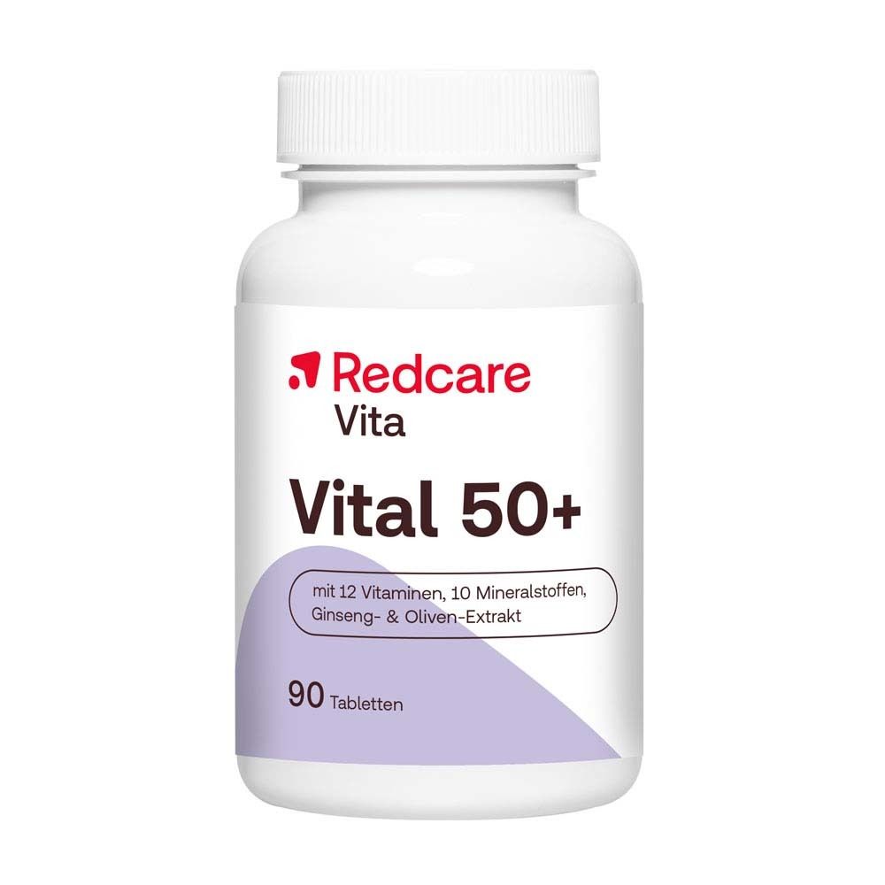 Flacone bianco Redcare Vita Vital 50+ con 90 compresse. Contiene 12 vitamine, 10 minerali, ginseng ed estratto di oliva.