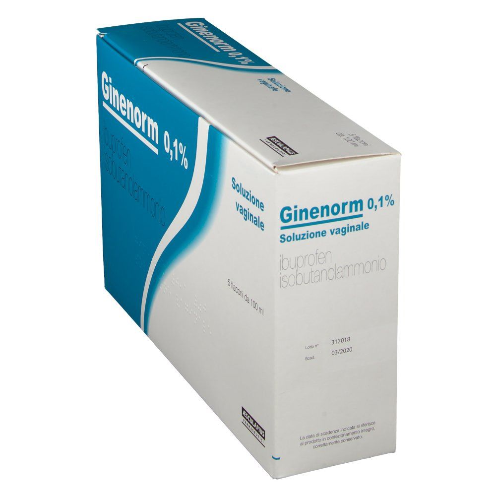 Confezione del prodotto inclinata. "GINENORM 0,1%" e "Soluzione vaginale" sono ben visibili sulla confezione.