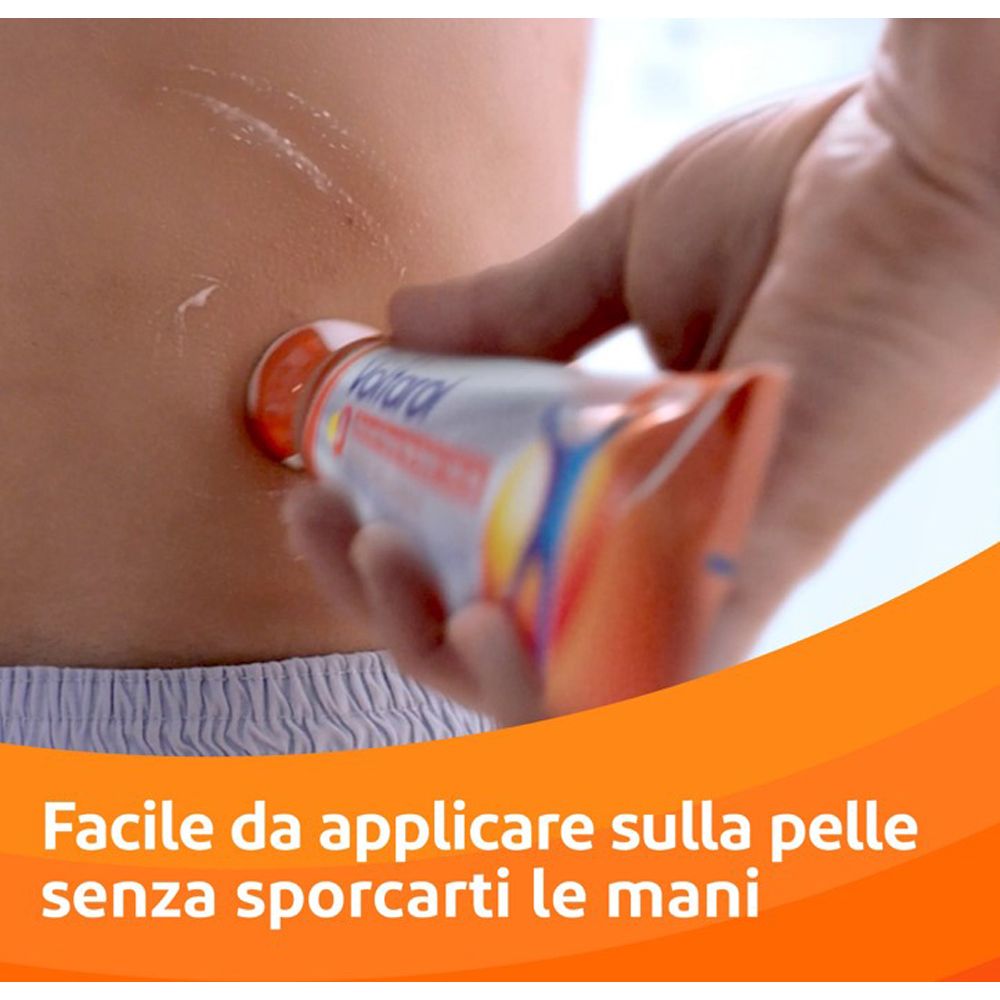Persona applica gel. Tubo Voltaren Emulgel. Testo: Facile da applicare sulla pelle senza sporcarti le mani.