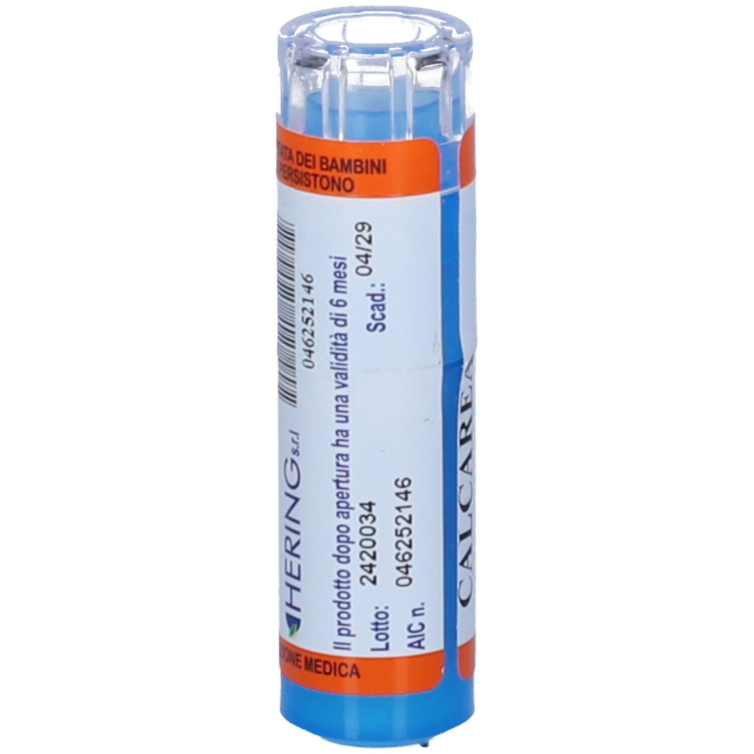 Flacone cilindrico blu e bianco con coperchio trasparente. Scritta CALCAREA CARBONICA. Etichette con testo e data di scadenza.