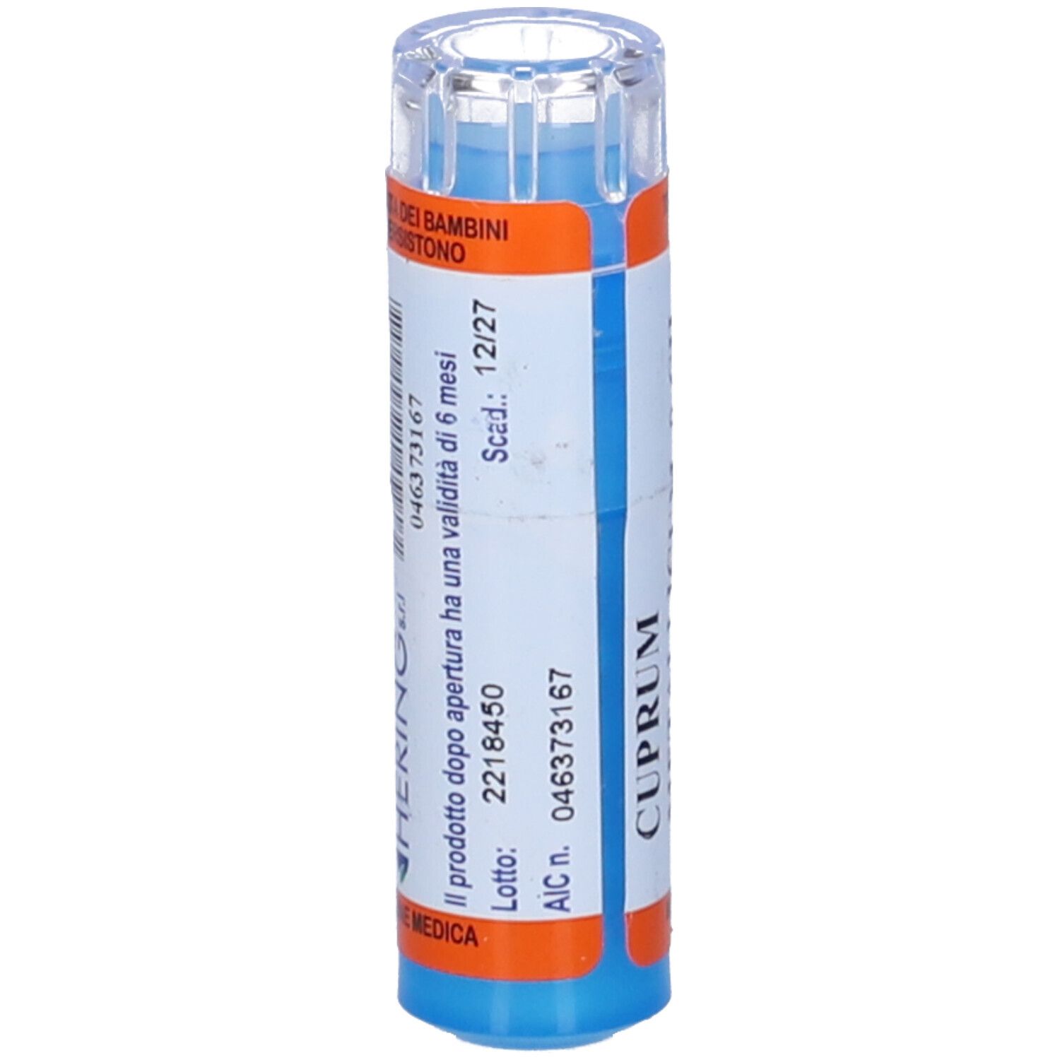 Contenitore blu cilindrico. Scritta: Cuprum. Etichette arancioni e blu. Scadenza: 12/27.