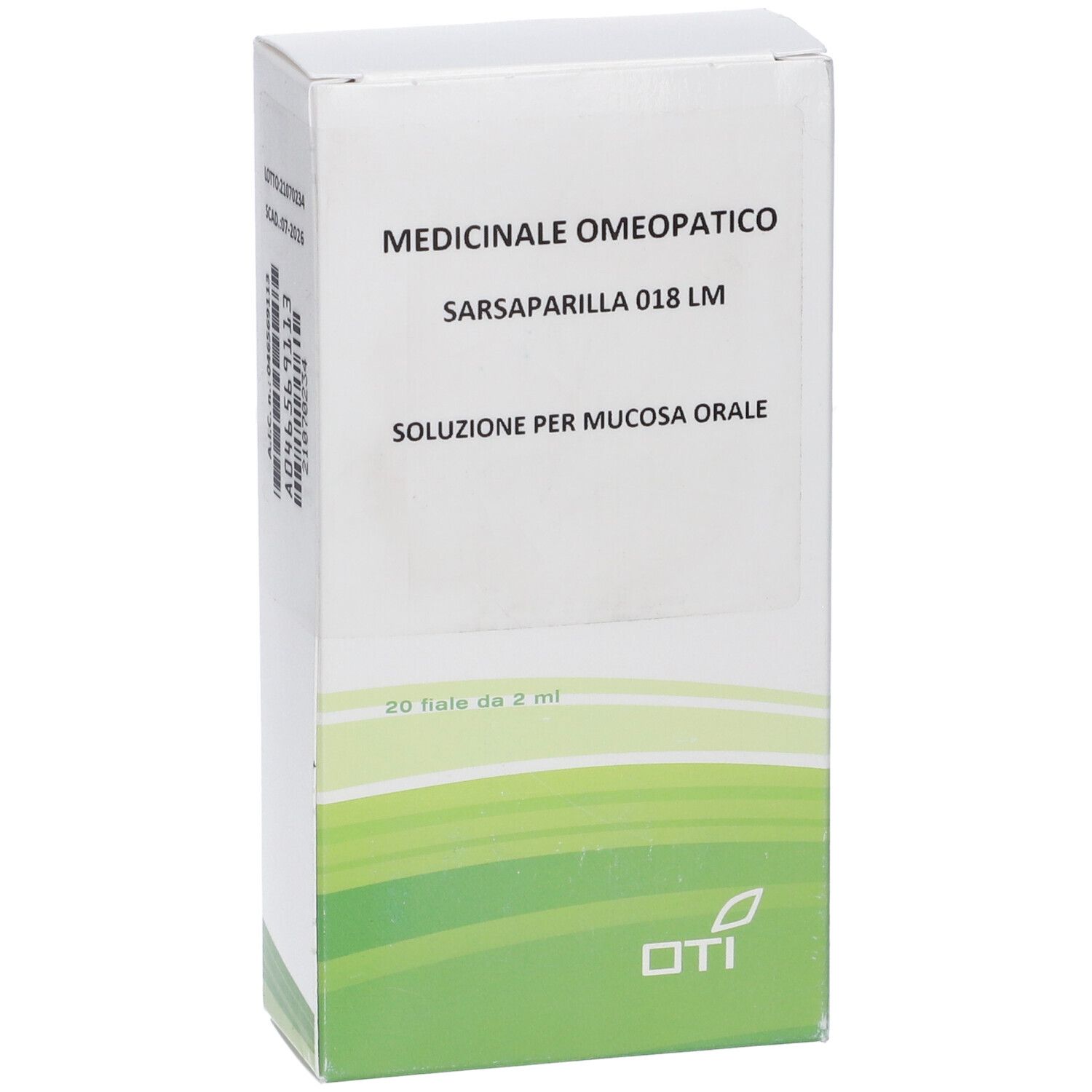 Scatola bianca con dettagli verdi. Logo OTI in basso. Testo: Medicinale Omeopatico, Sarsaparilla 018 LM, Soluzione per mucosa orale.