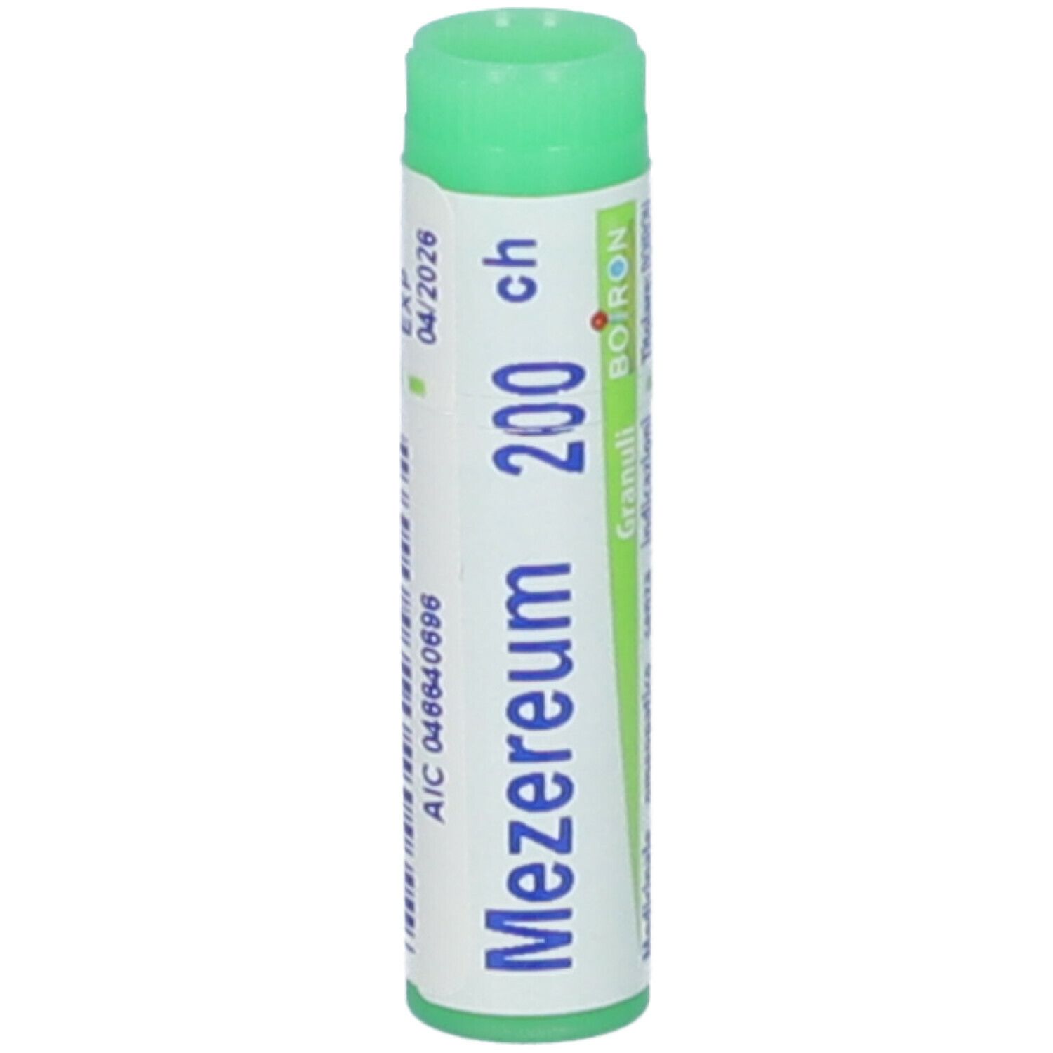 Tubo cilindrico verde e bianco. Scritta: Mezereum 200 ch. Tappo verde. Produttore Boiron. Scadenza: 04/2026.