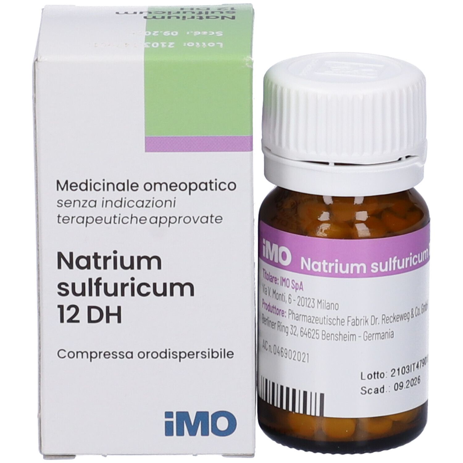 Flacone di vetro marrone e scatola. Scatola con informazioni sul prodotto. IMO Natrium sulfuricum 12 DH.