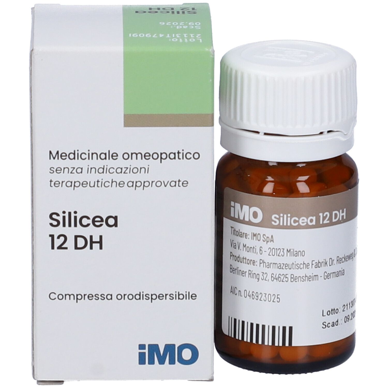 Flacone di vetro marrone con tappo bianco e scatola. Sulla scatola 'Silicea 12 DH'.
