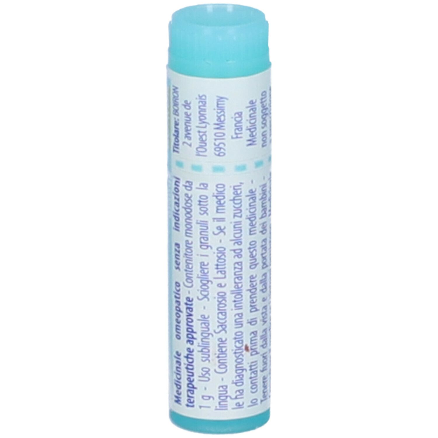 Confezione cilindrica blu. Scritta: Chelidonium majus, 15 ch, Granuli, BOIRON. Testo sul retro.