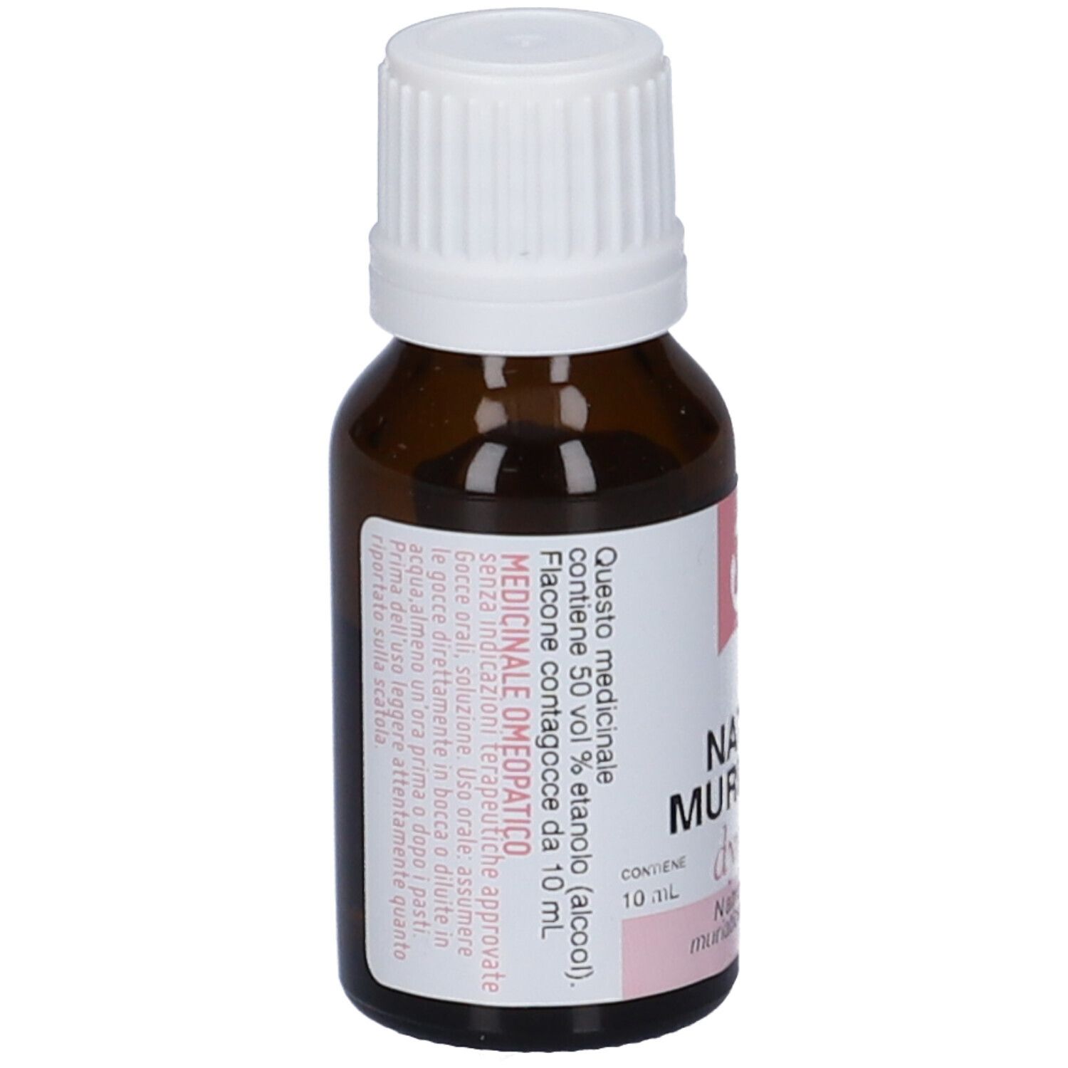 Flacone di vetro marrone con tappo bianco. Etichetta con informazioni sul prodotto. Testo: Natrium Muriaticum DynamisOrale Gtt 1 LM.