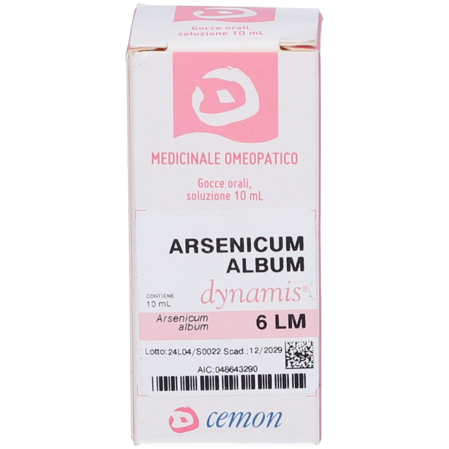 Scatola del prodotto. Scatola con nome del prodotto e logo. Testo: Arsenicum Album dynamis 6 LM. Codice QR.