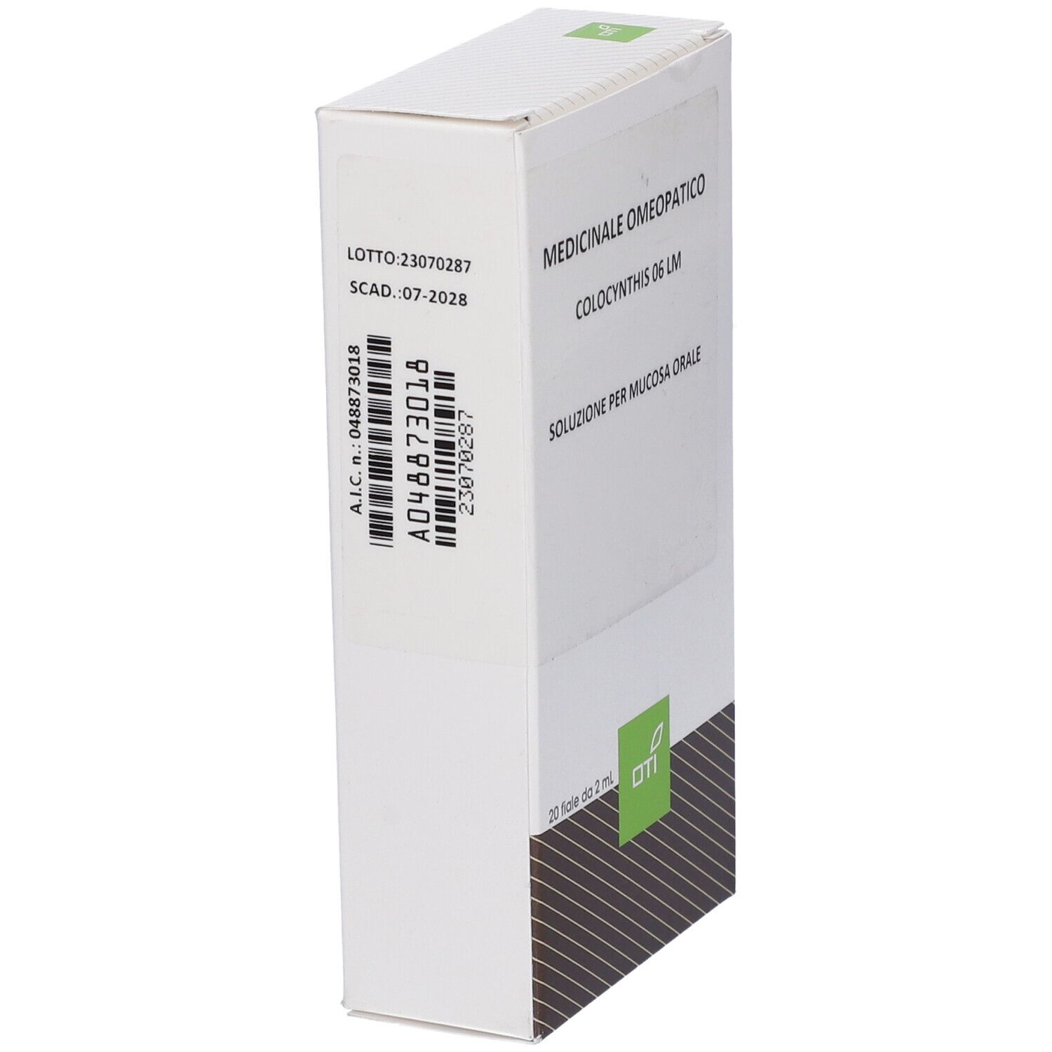 Scatola bianca con testo e codice a barre. 'Medicinale Omeopatico Colocynthis 06 LM Soluzione per mucosa orale'. Logo OTI.