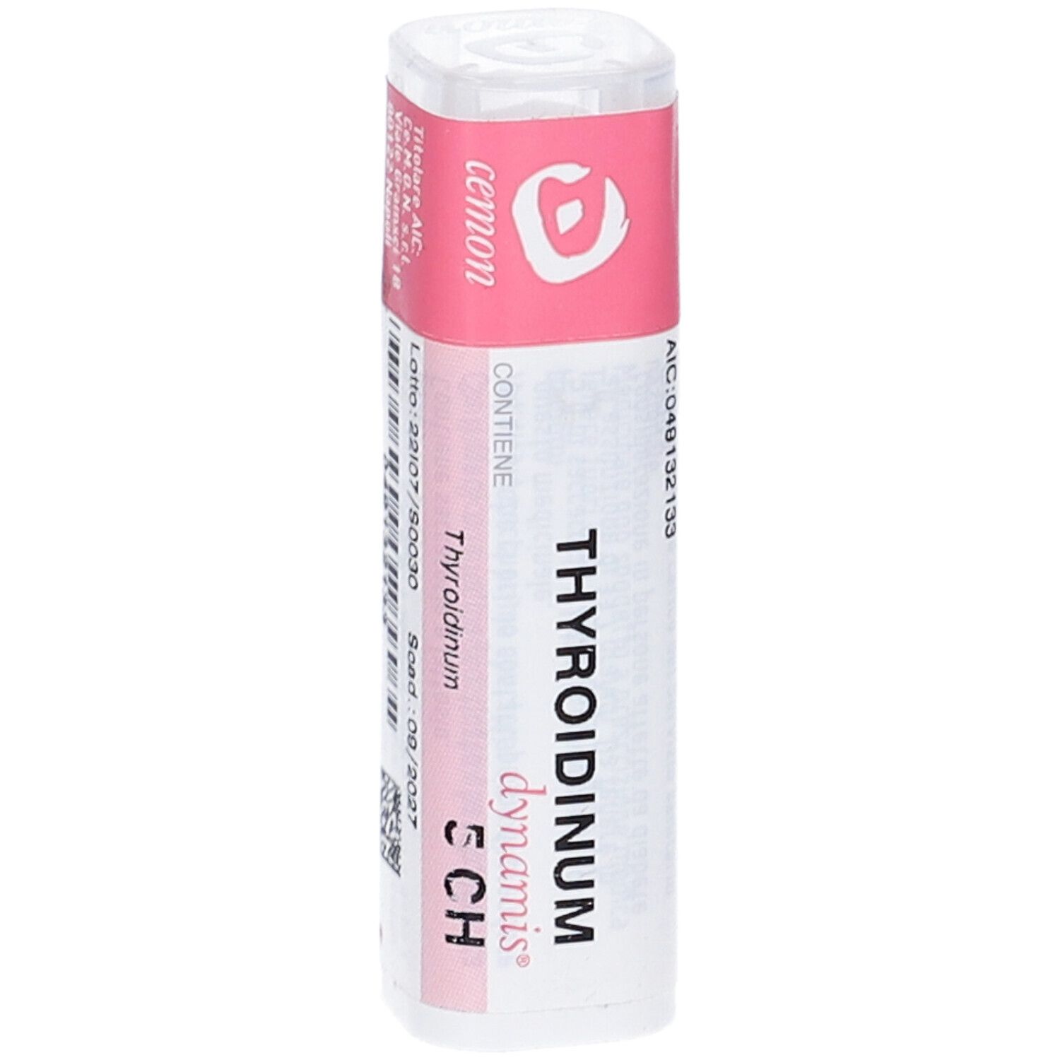 Flacone cilindrico con etichetta rosa. Contiene granuli. Scritta: THYROIDINUM dynamis 5 CH. Produttore: Cemon. Numero di lotto e scadenza.