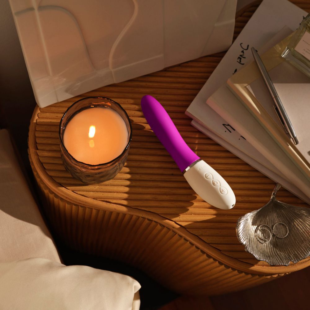 Lelo Liv 3 Vibratore Punto G Controllato da App Colore Azzurro Polvere
