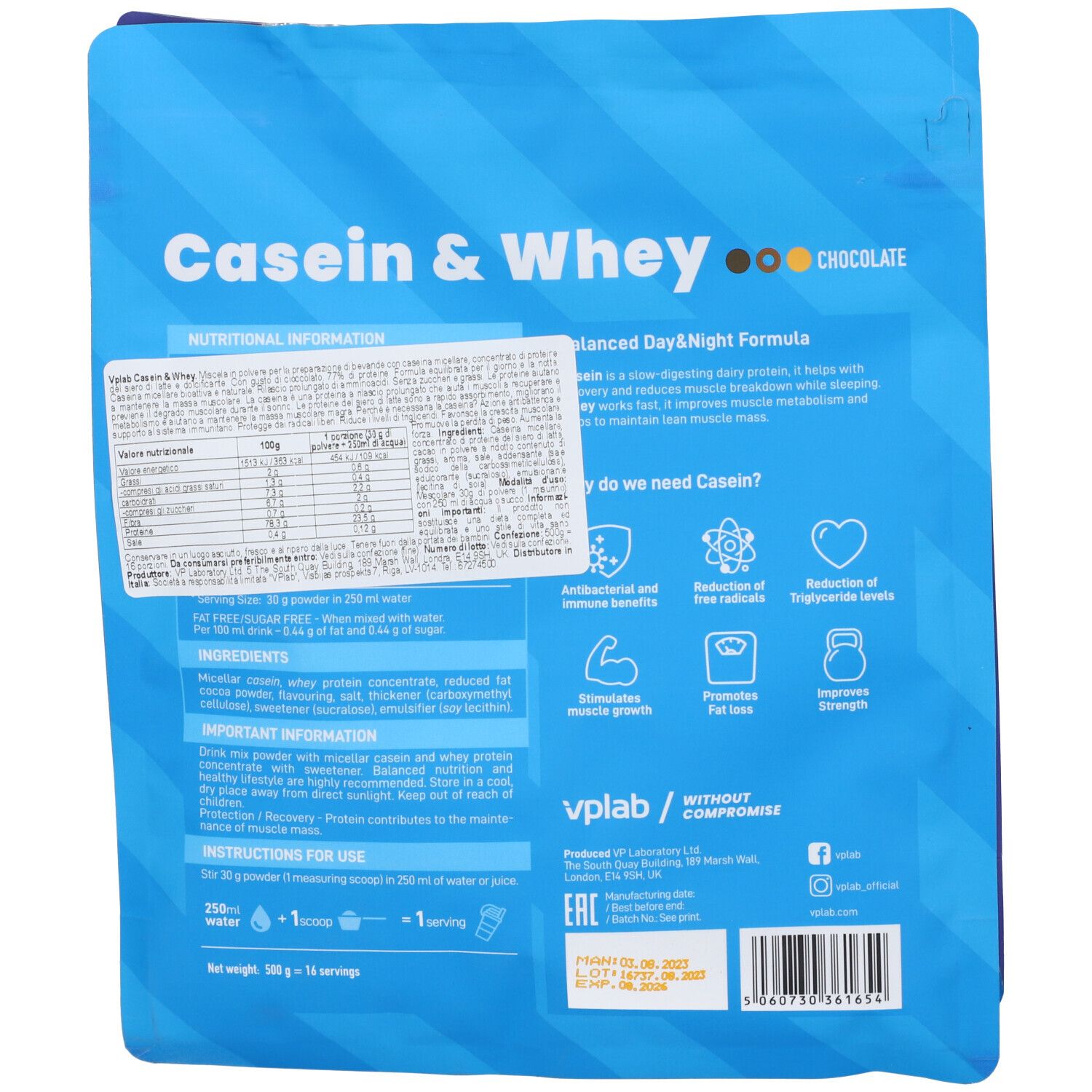 Retro della confezione blu Vplab Casein & Whey. Contiene informazioni nutrizionali, ingredienti, istruzioni per l'uso e loghi.
