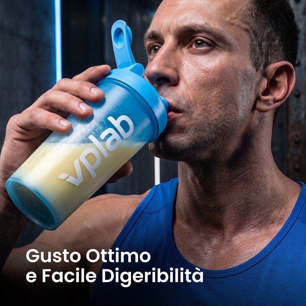 Proteine VPLAB Mass Builder in polvere, busta da 1.1kg con icone per la costruzione muscolare, creatina, vitamine e carboidrati.