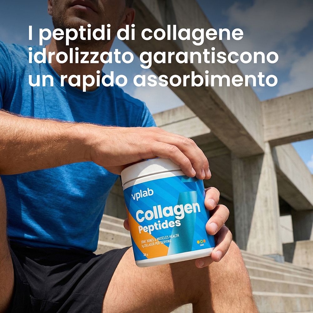 Contenitore Vplab Collagen Peptides con etichetta blu e bianca, tenuto da una persona.