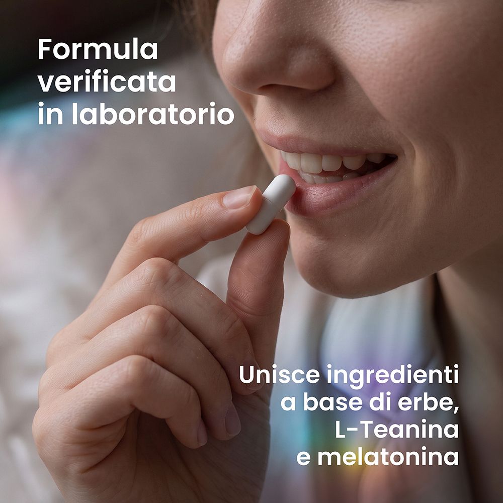 Una capsula bianca viene portata alla bocca da una persona. Testo: "Formula verificata in laboratorio".