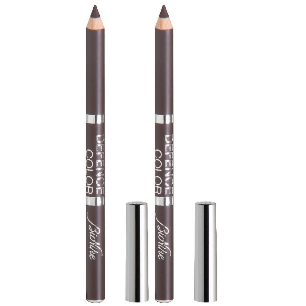Due matite kajal marroni con cappucci argentati. Le matite riportano la scritta "DEFENCE COLOR" e "BioNike".