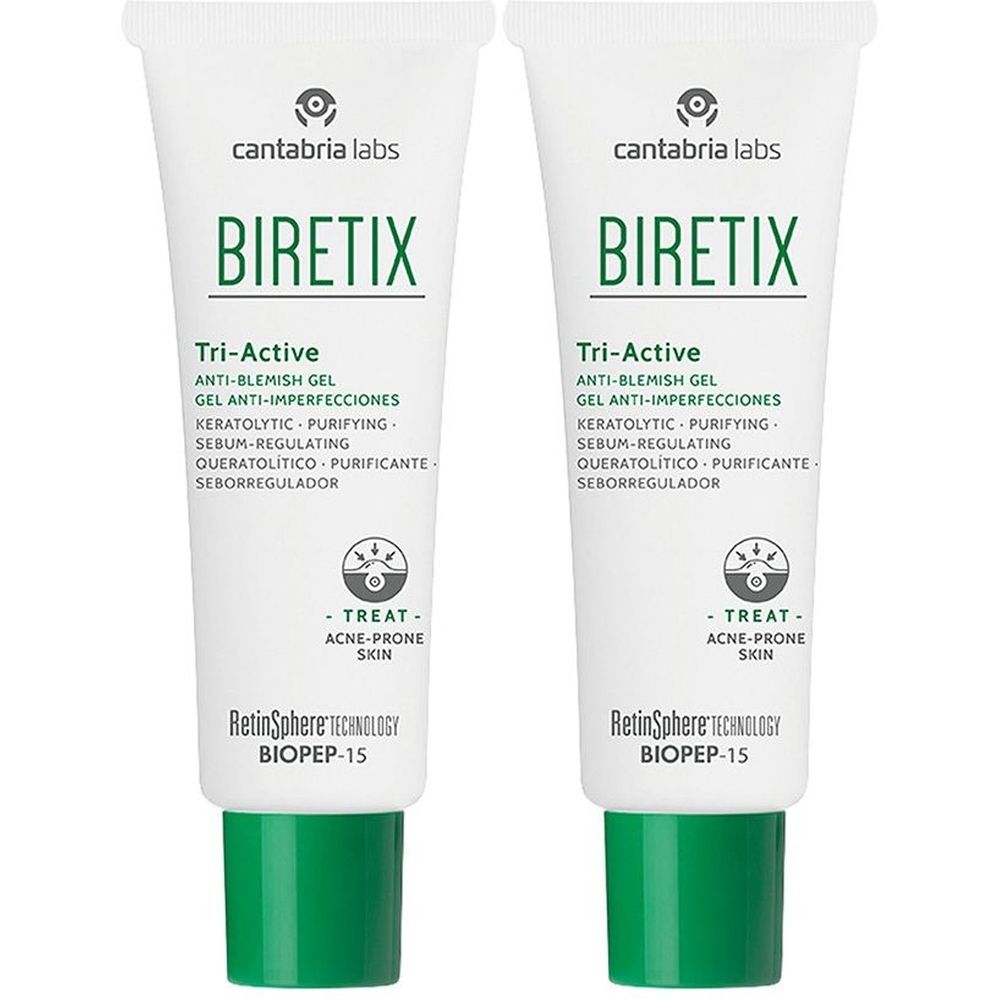 Due tubi di gel Biretix Tri-Active. Tubi bianchi con tappi verdi. Scritta: Biretix, Tri-Active, Anti-Blemish Gel.
