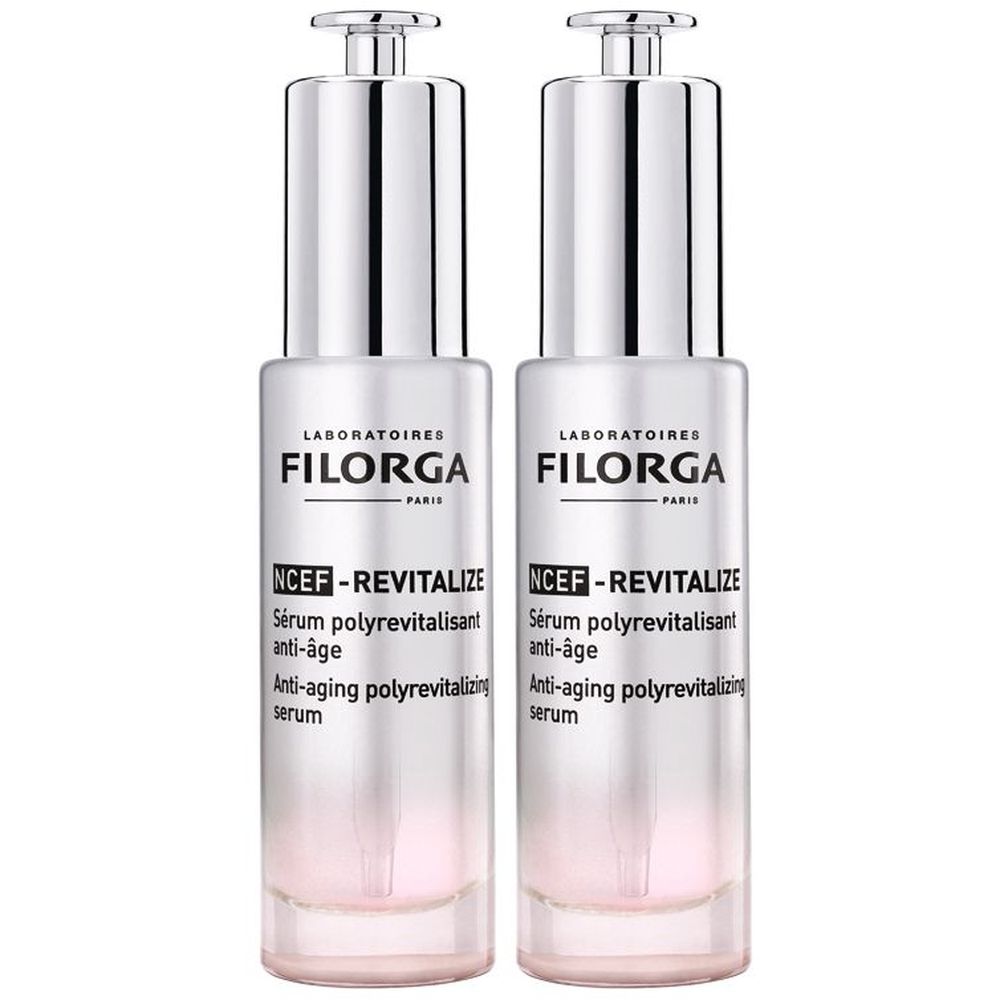 Due flaconi con erogatori argentati. Scritta: Laboratoires Filorga, NCEF-REVITALIZE, Sérum polyrevitalisant anti-âge, Anti-aging polyrevitalizing serum.