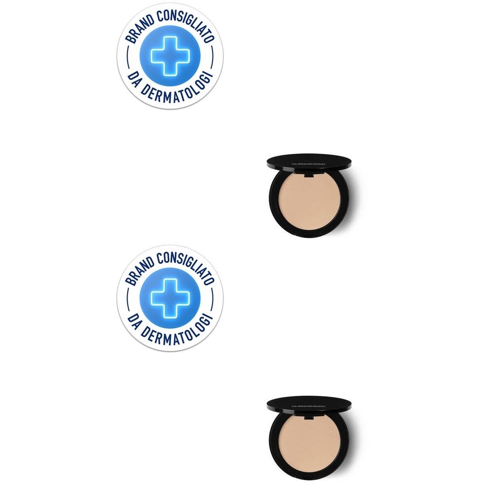 Due fondotinta compatti rotondi con coperchio nero. Due loghi rotondi con croce blu e testo: BRAND CONSIGLIATO DA DERMATOLOGI.