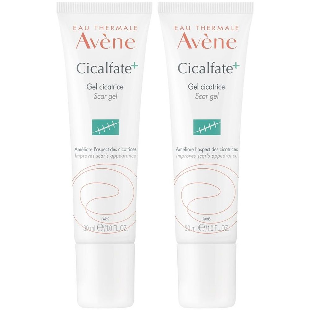 Due tubi di gel cicatrice Avène Cicalfate+. Tubi bianchi con grafica verde e nome del prodotto. Testo: Gel cicatrice, Scar gel.