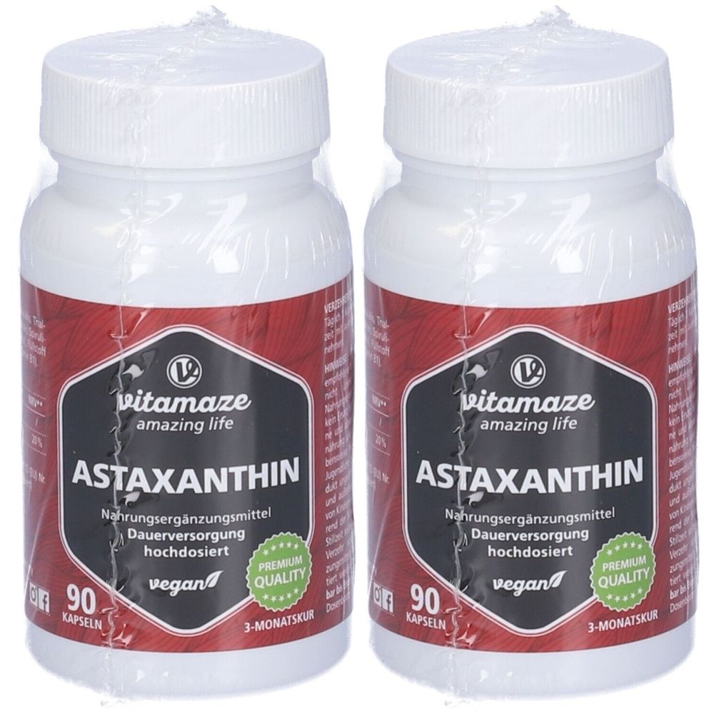 Due bottiglie bianche con etichette. Le etichette riportano "Vitamaze Astaxantina", "vegan" e "Premium Quality".