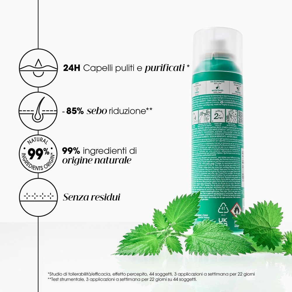 Prodotto e icone. Scritta: Klorane, Shampoo secco all'ortica e Vitamina E. 99% ingredienti naturali. Senza residui.