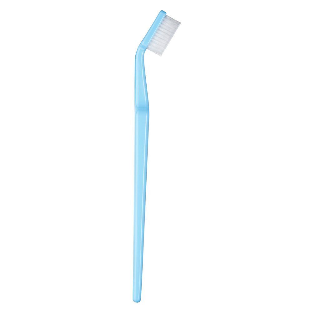 Uno spazzolino TePe Select™ Medium azzurro, con testa angolata e testina bianca.