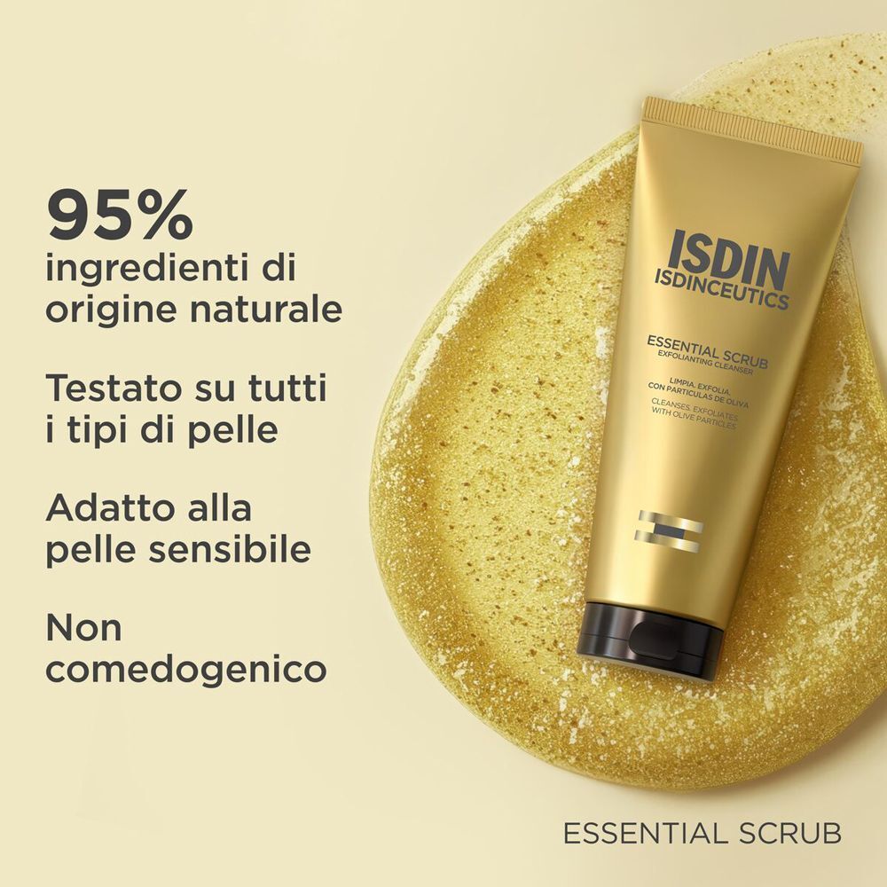 Tubo dorato ISDIN Isdinceutics Essential Scrub su sfondo giallo esfoliante. Testo in italiano.
