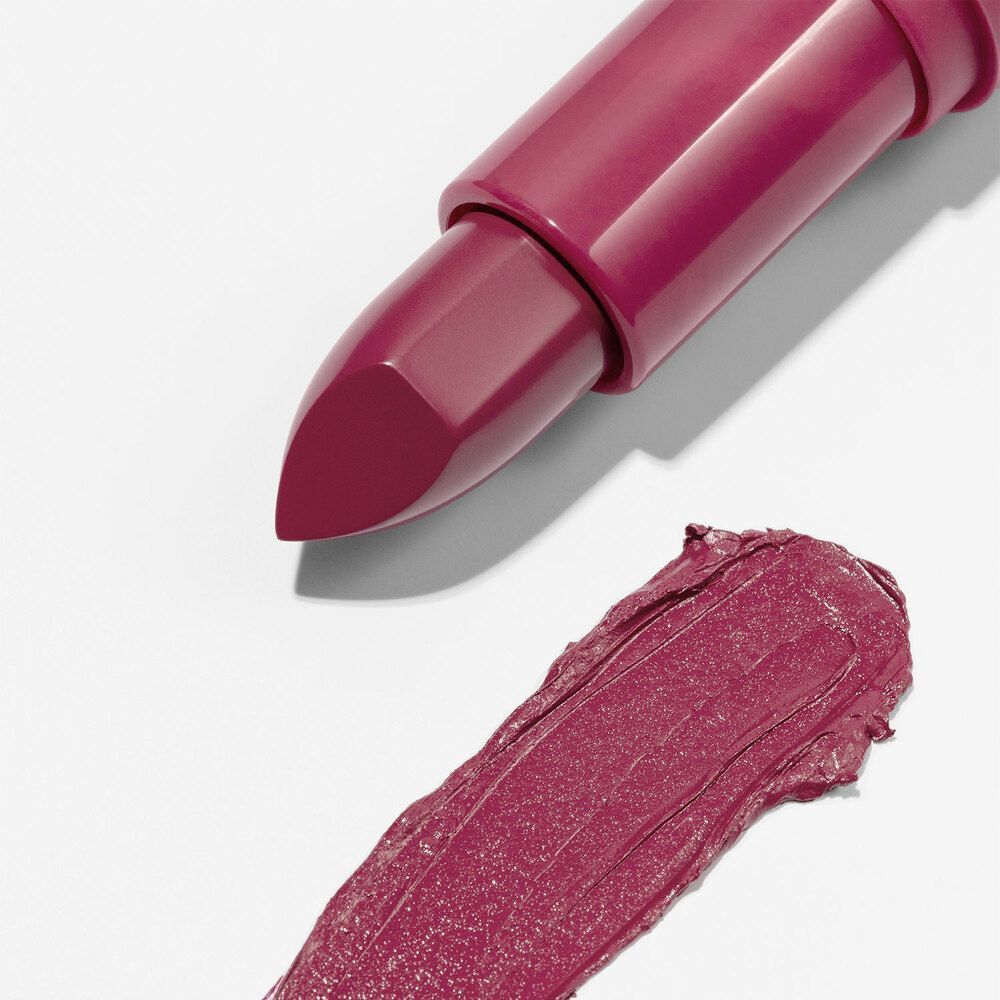 Rossetto ASTRA Make-Up Lip Creamynal e campione di colore.