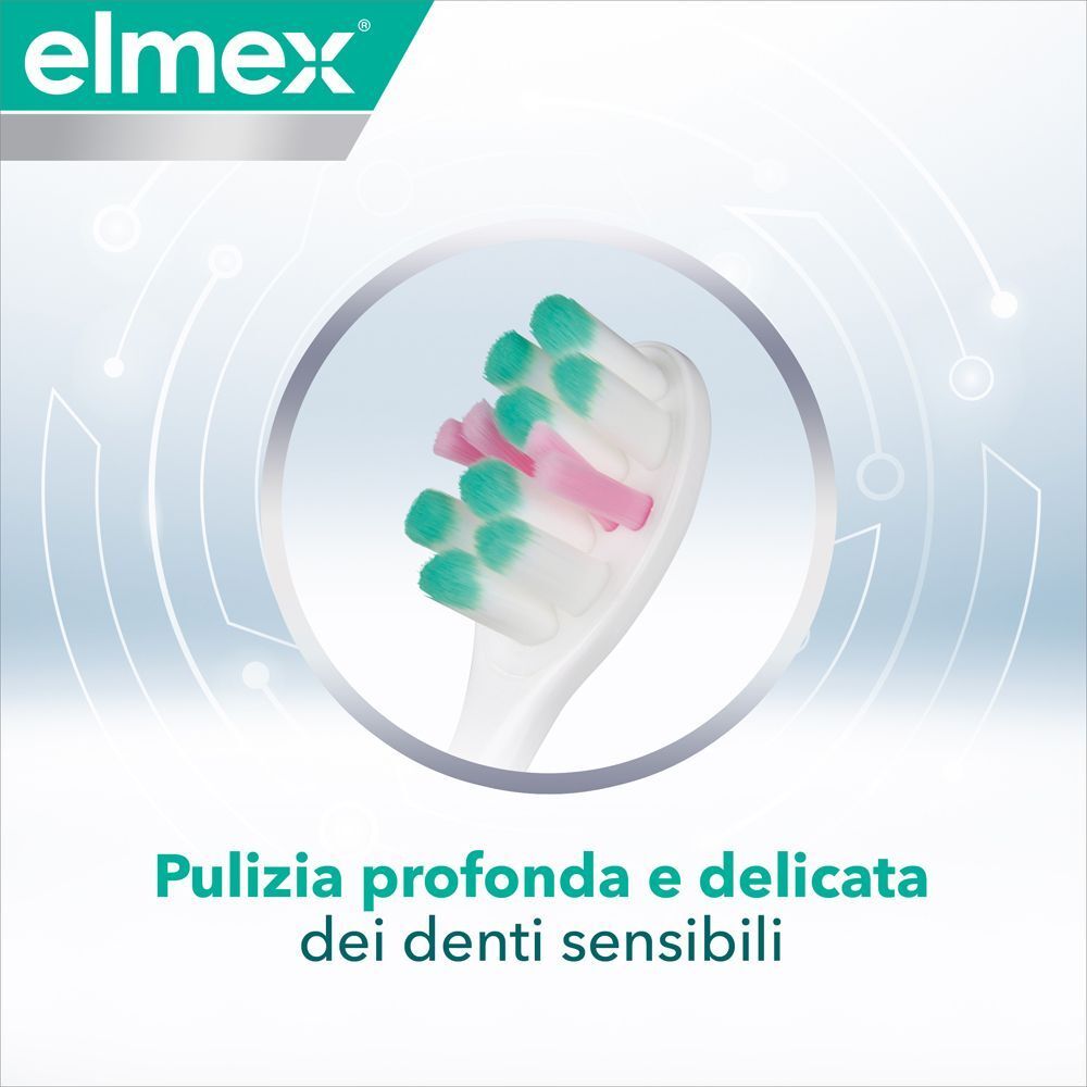 Primo piano della testina dello spazzolino Elmex Sensitive Expert Precision con setole fini.