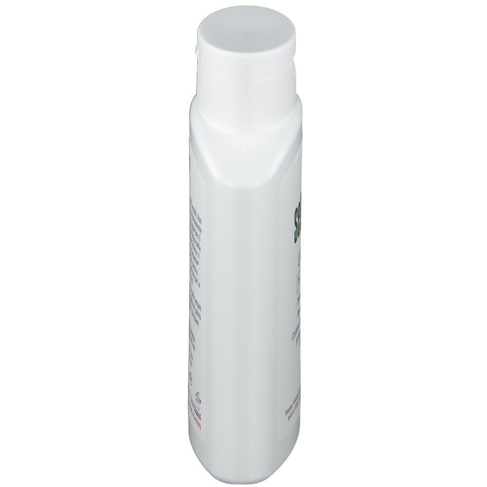 Flacone bianco Sebamed® pH 5,5 Liquido con tappo a scatto, vista laterale.
