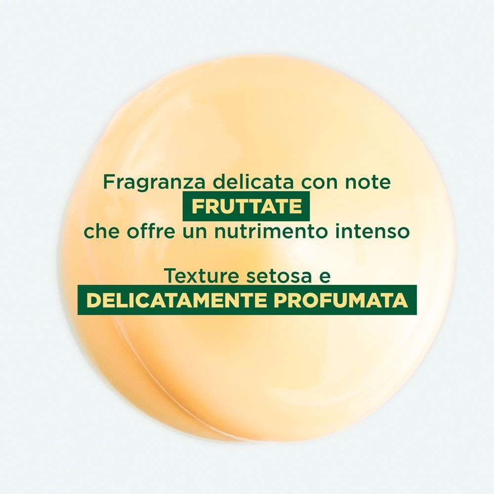 Goccia di Klorane Balsamo al Mango con fragranza fruttata e texture setosa.