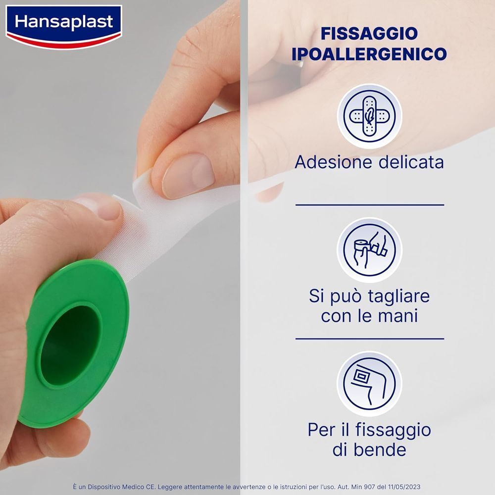 Cerotto Hansaplast Sensitive: ipoallergenico, adesivo, si taglia a mano, per fissare medicazioni.