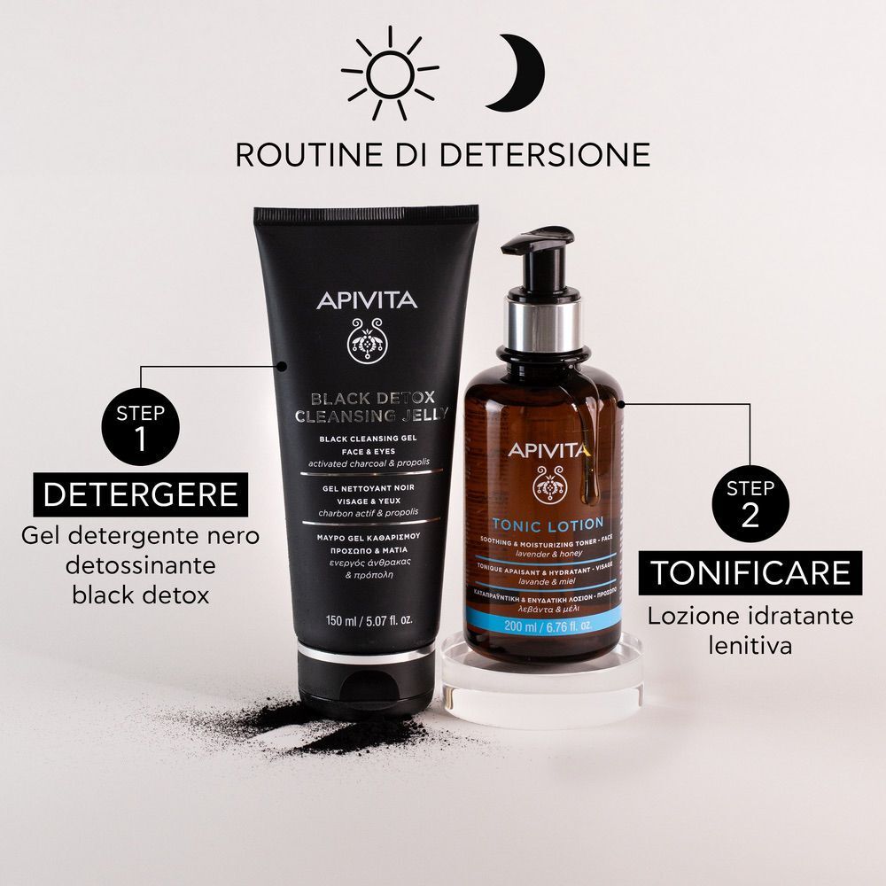 APIVITA Black Detox Cleansing Jelly con carbone attivo e propoli.