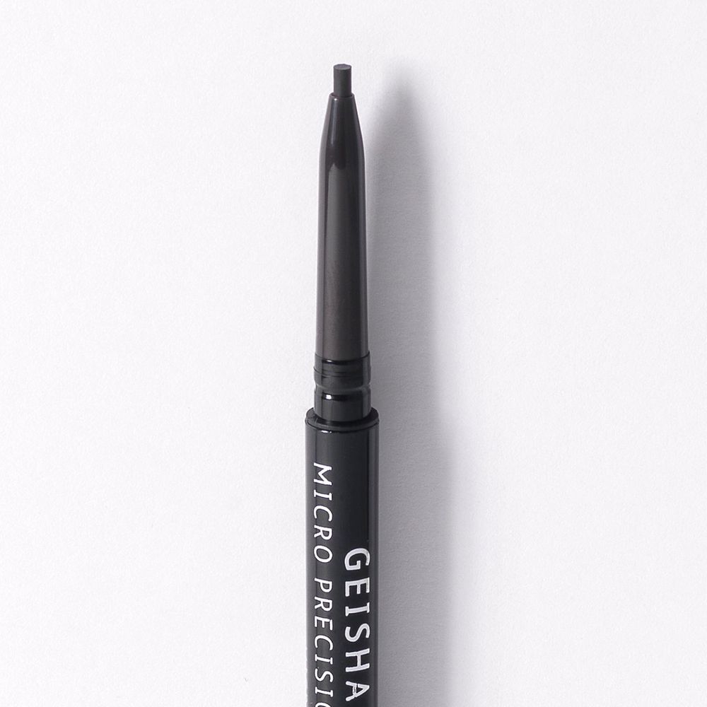 Una matita ASTRA Geisha Brows Micro Precision nera, con punta sottile e applicatore a spazzolino.