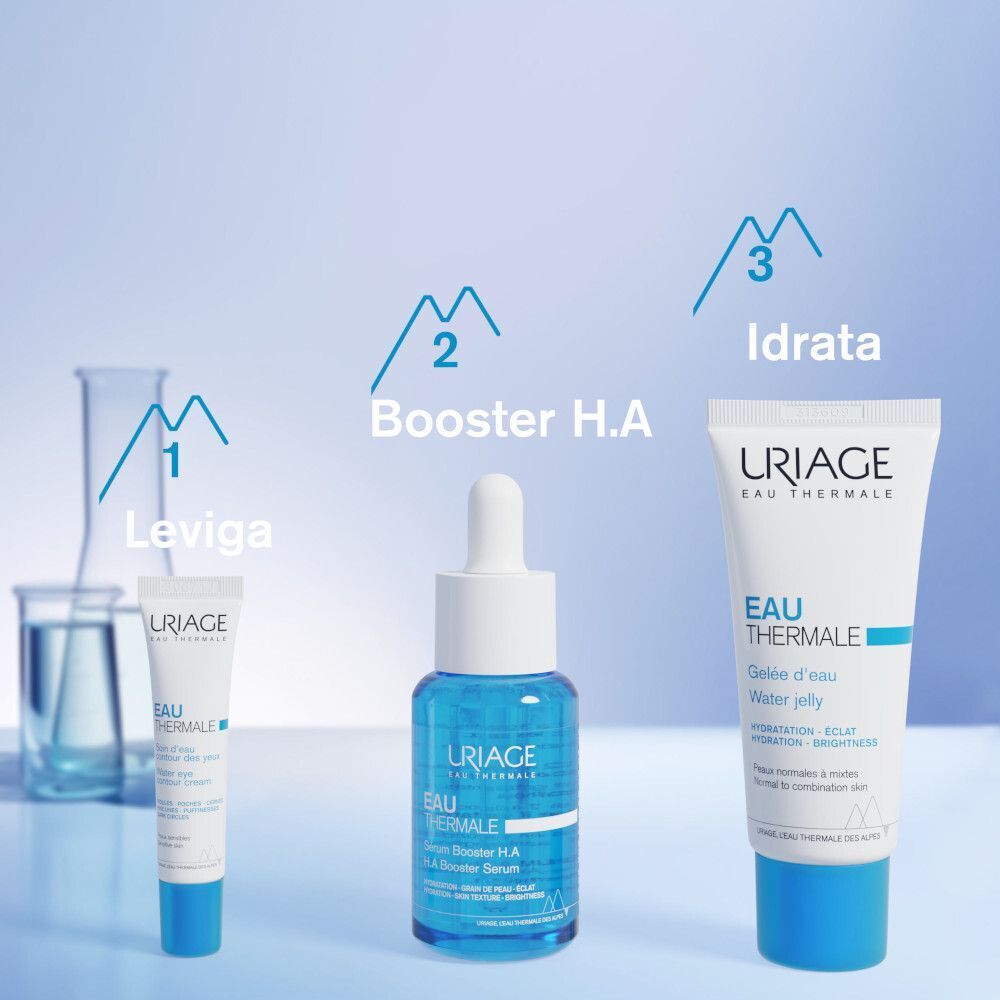 Tre prodotti URIAGE Eau Thermale: Leviga, Booster H.A. Siero e Gelée d'eau.