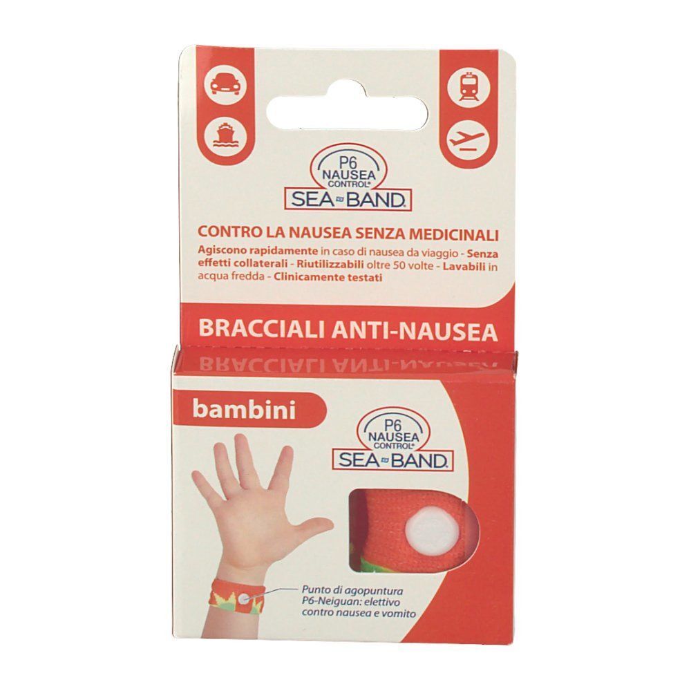 Fronte di una confezione di bracciali anti-nausea P6 Nausea Control per bambini. Bracciale rosso con bottone bianco su mano di bambino.