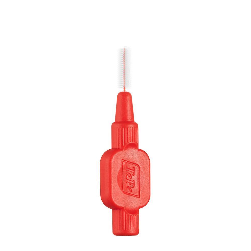 Un singolo scovolino interdentale TePe Extra Soft, rosso, con manico e piccola testina.