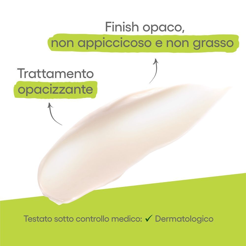 Campione di crema A-Derma Biology AC Perfect: finish opaco, non appiccicoso, non grasso.