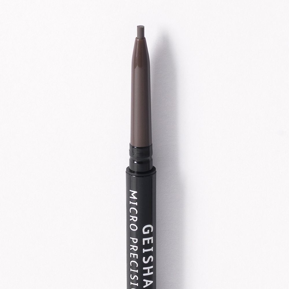 Una matita ASTRA Geisha Brows Micro Precision marrone, punta sottile e spazzolino.
