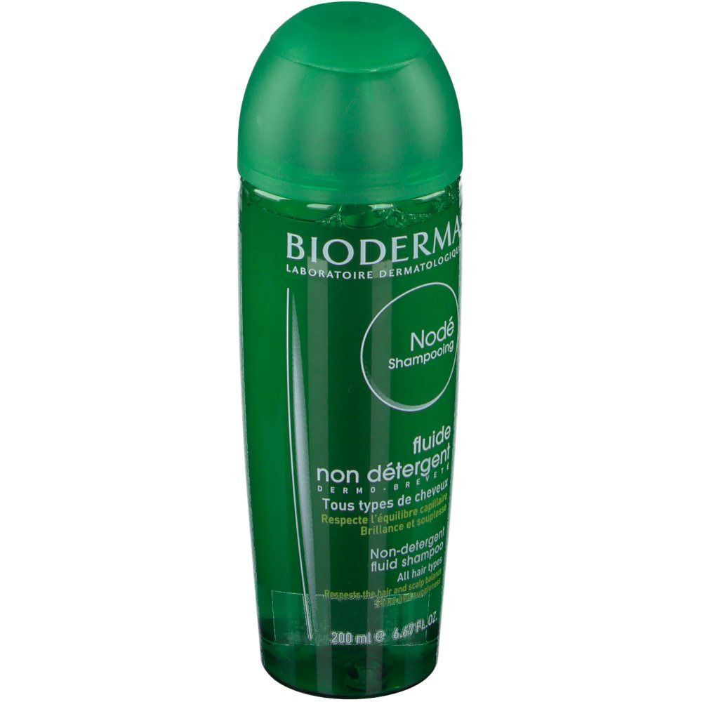 Flacone di shampoo BIODERMA Nodé Fluide verde, 200 ml.