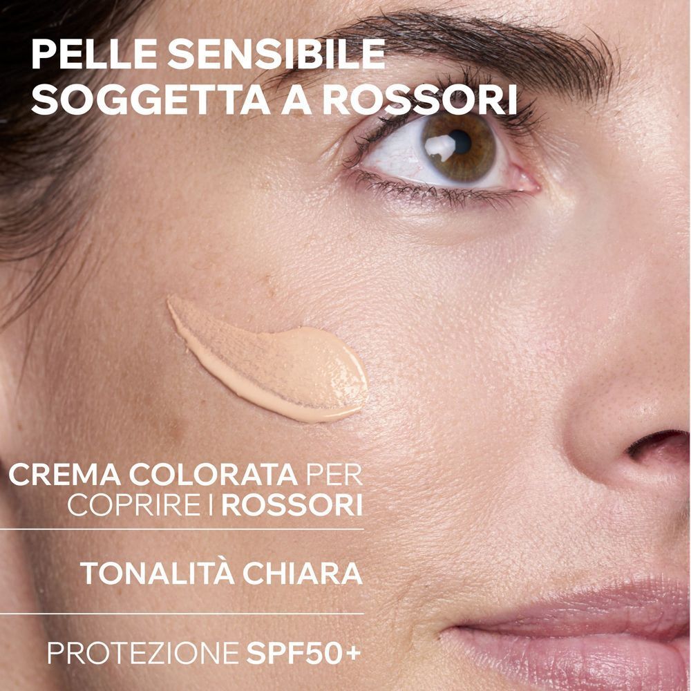 Crema colorata SPF50+ su pelle sensibile.