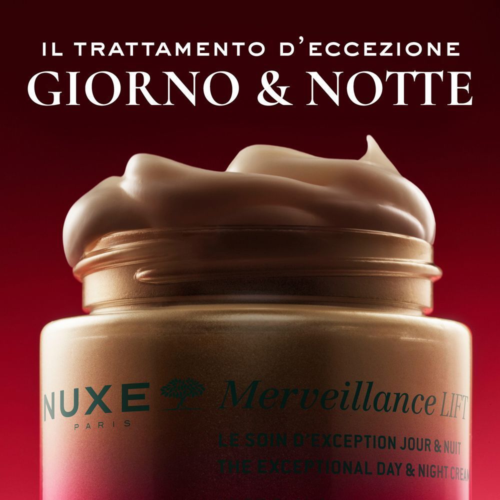 Primo piano sulla texture cremosa di Nuxe Merveillance Lift.