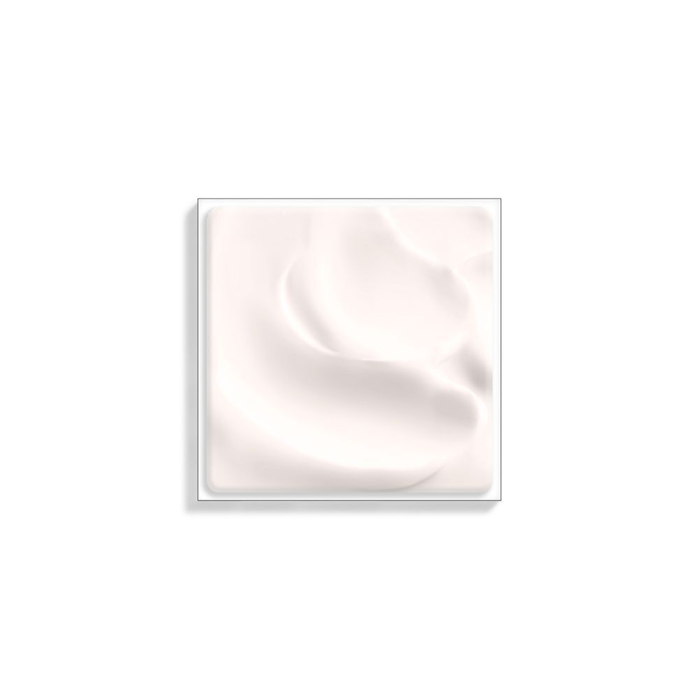 Crema bianca dalla texture liscia in un contenitore quadrato.