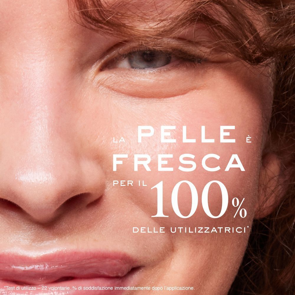 Primo piano di un viso con la scritta 'La pelle è fresca per il 100% delle utilizzatrici'.