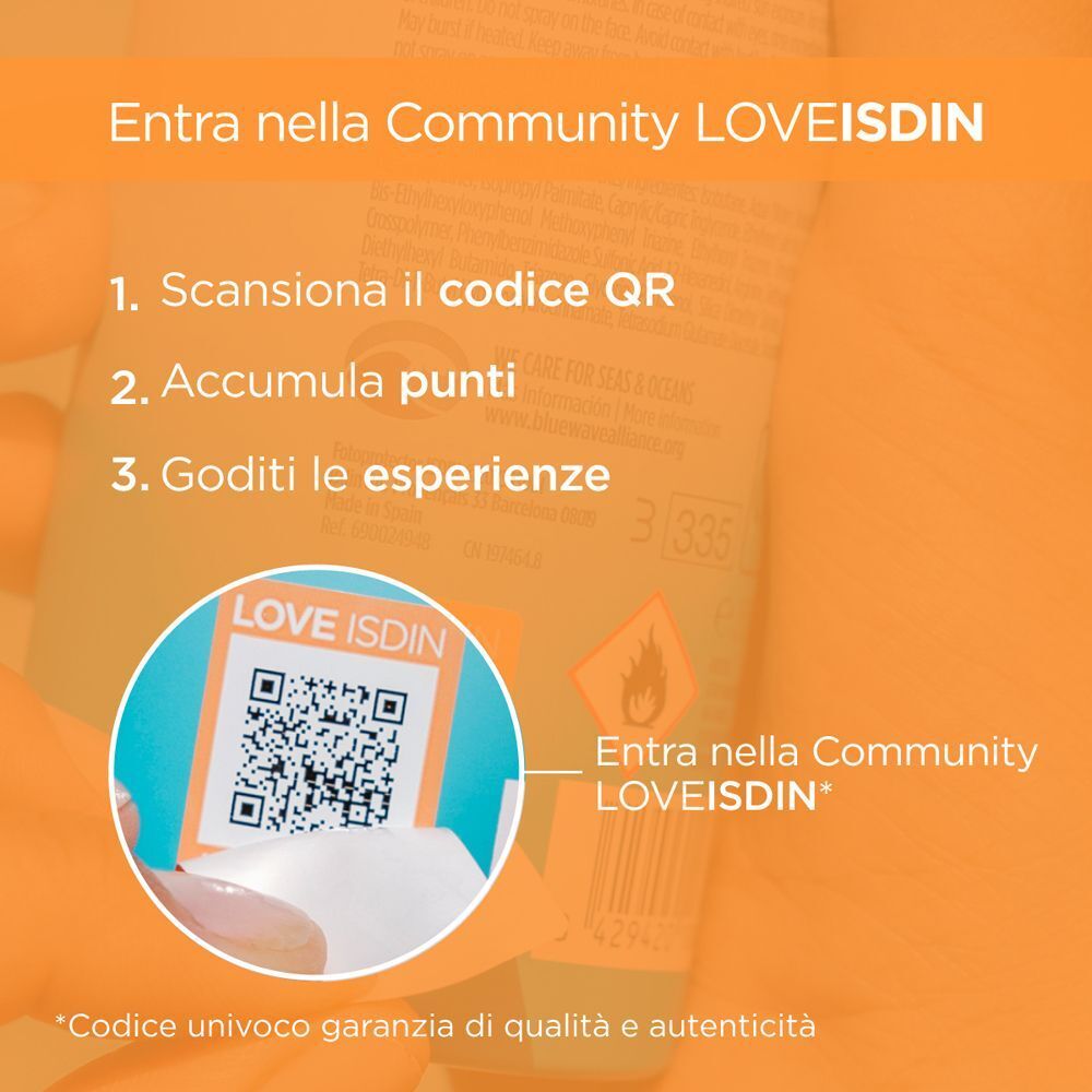Primo piano di un codice QR su ISDIN Fotoprotector Pediatrics Transparent Spray SPF 50.