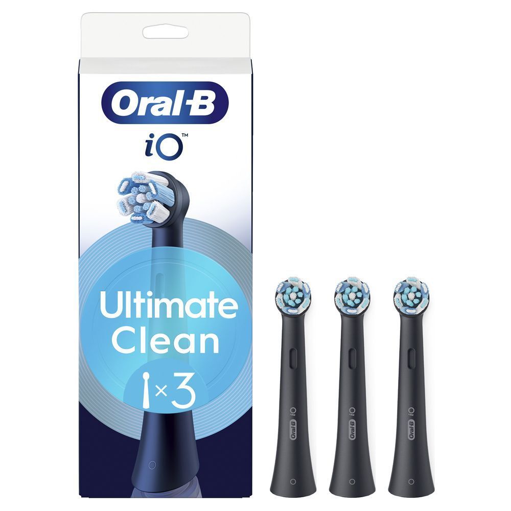 Testine Oral-B iO Ultimate Clean nere, una confezione e tre testine singole.