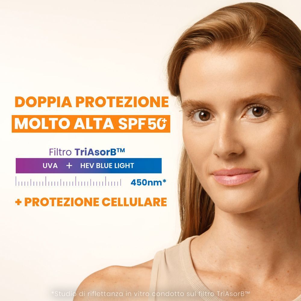 Volto di donna con Eau Thermale Avène Ultra Siero SPF50+. Testo: "DOPPIA PROTEZIONE MOLTO ALTA SPF50+"