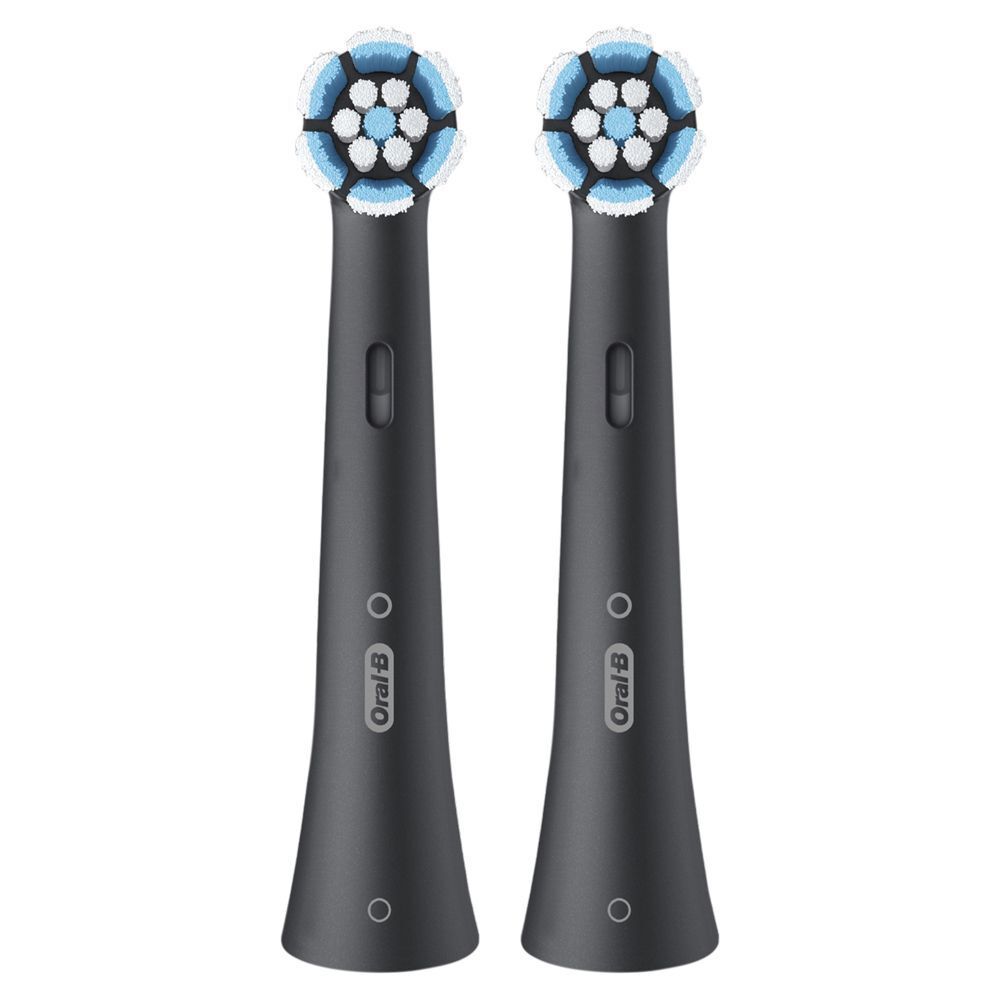 Due testine Oral-B iO Gentle Care nere con setole blu e bianche.