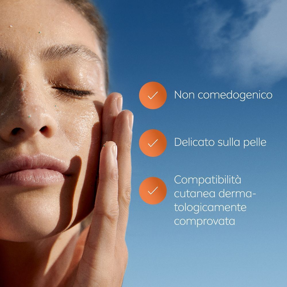 Scrub Nivea Derma Skin Clear: non comedogenico, delicato sulla pelle, compatibilità cutanea testata.